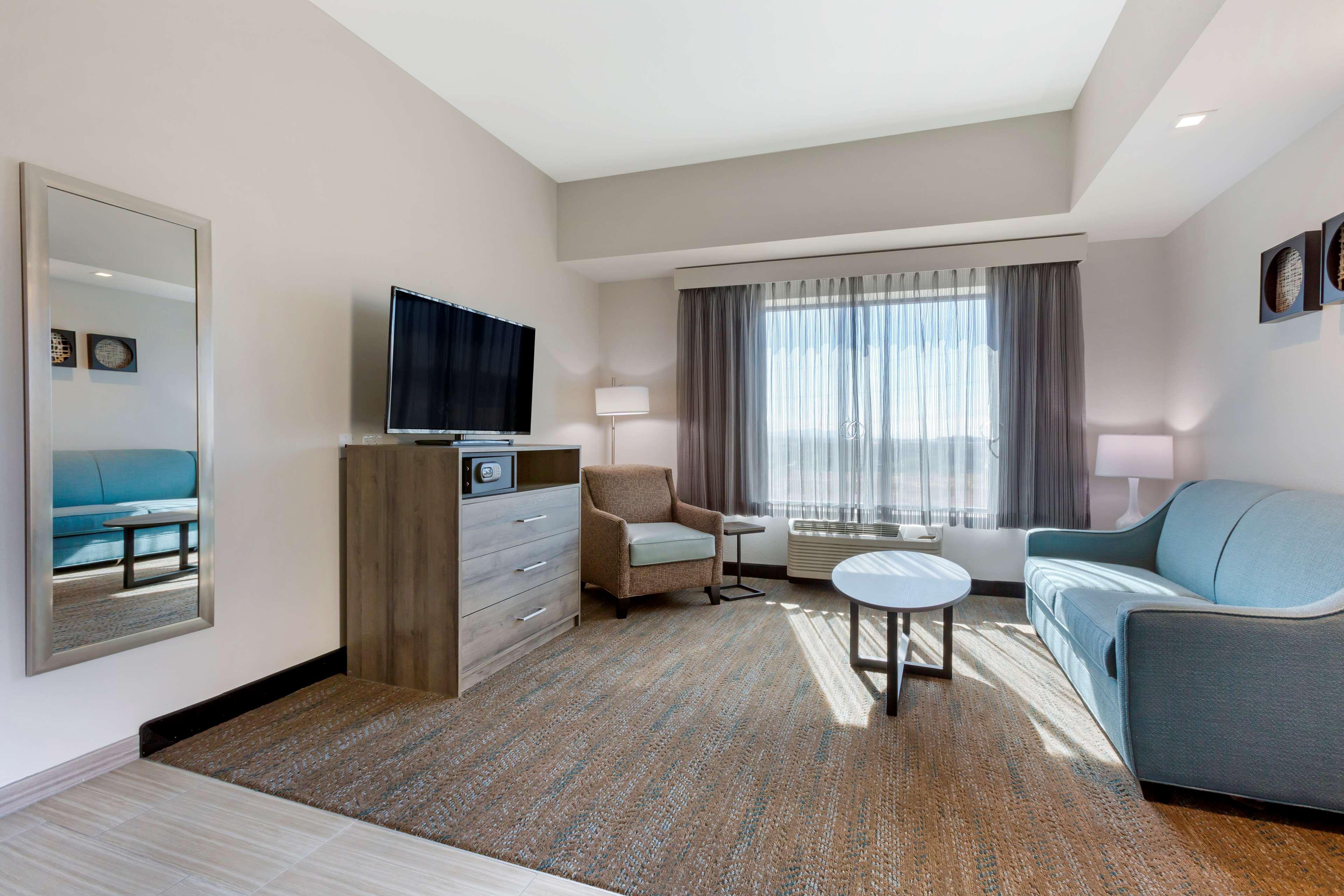 Best Western Plus Executive Residency Phoenix North Happy Valley エクステリア 写真