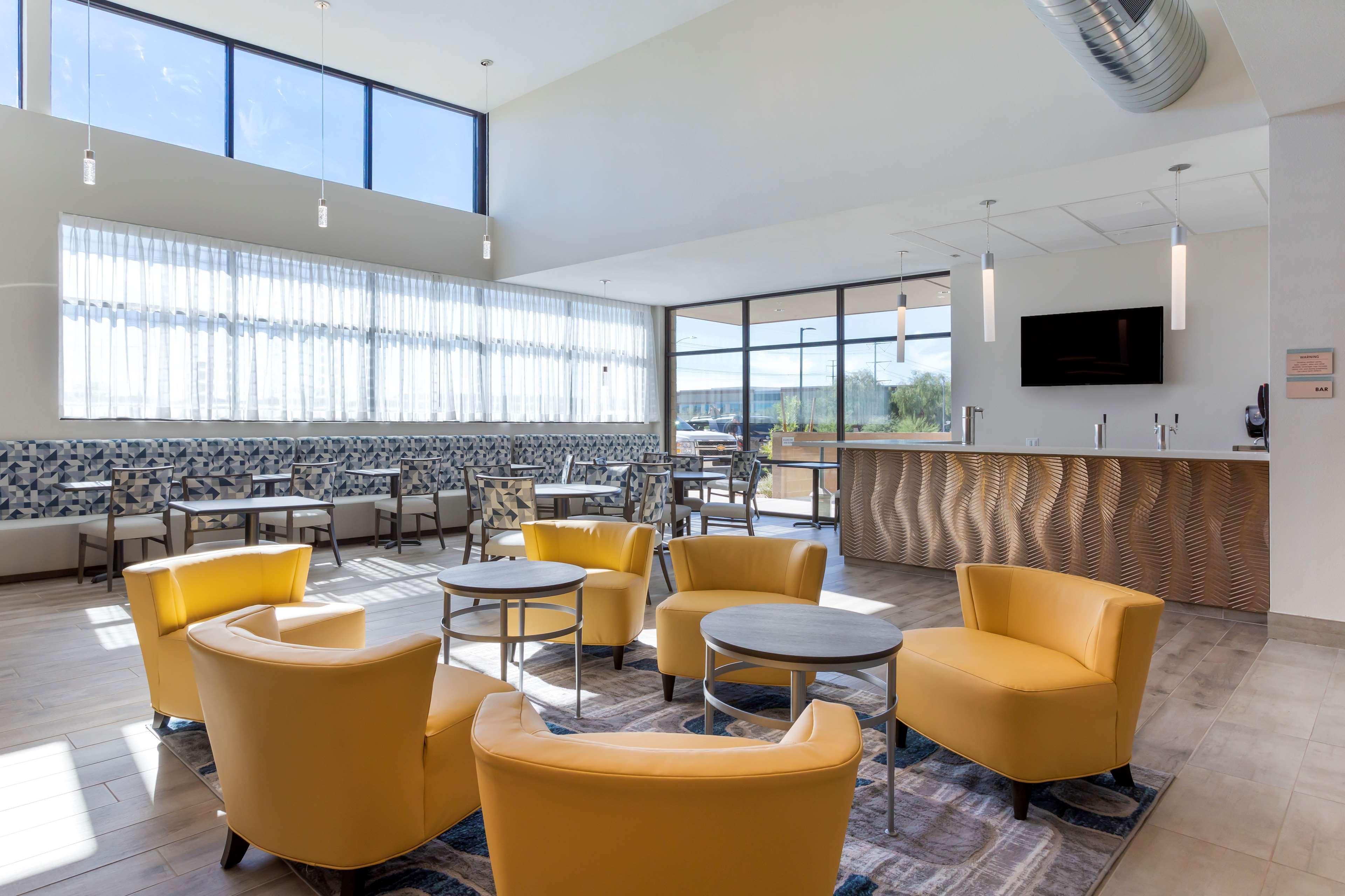 Best Western Plus Executive Residency Phoenix North Happy Valley エクステリア 写真