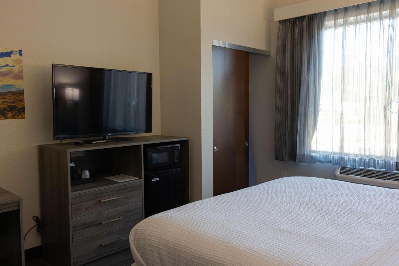 Best Western Plus Executive Residency Phoenix North Happy Valley エクステリア 写真