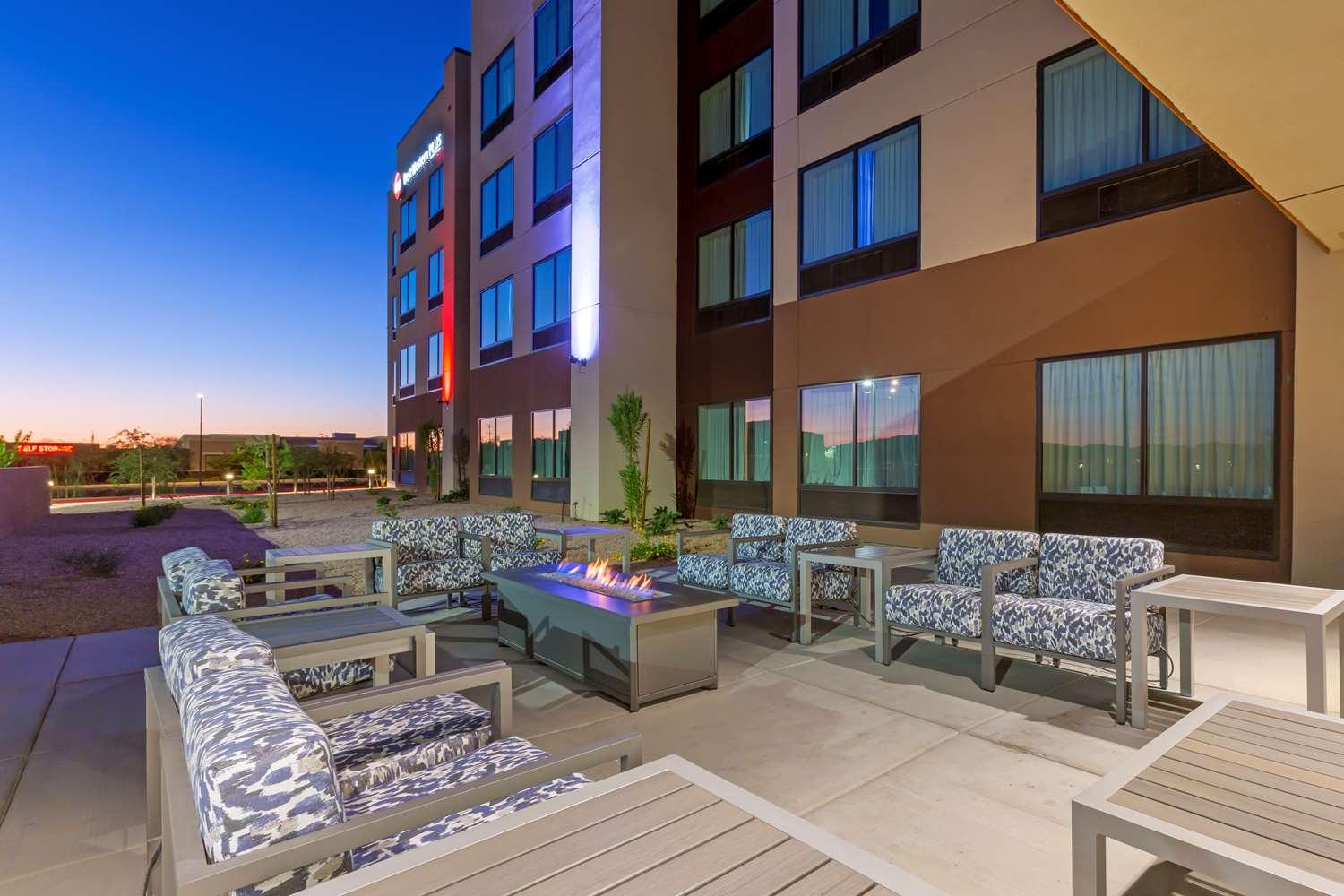 Best Western Plus Executive Residency Phoenix North Happy Valley エクステリア 写真