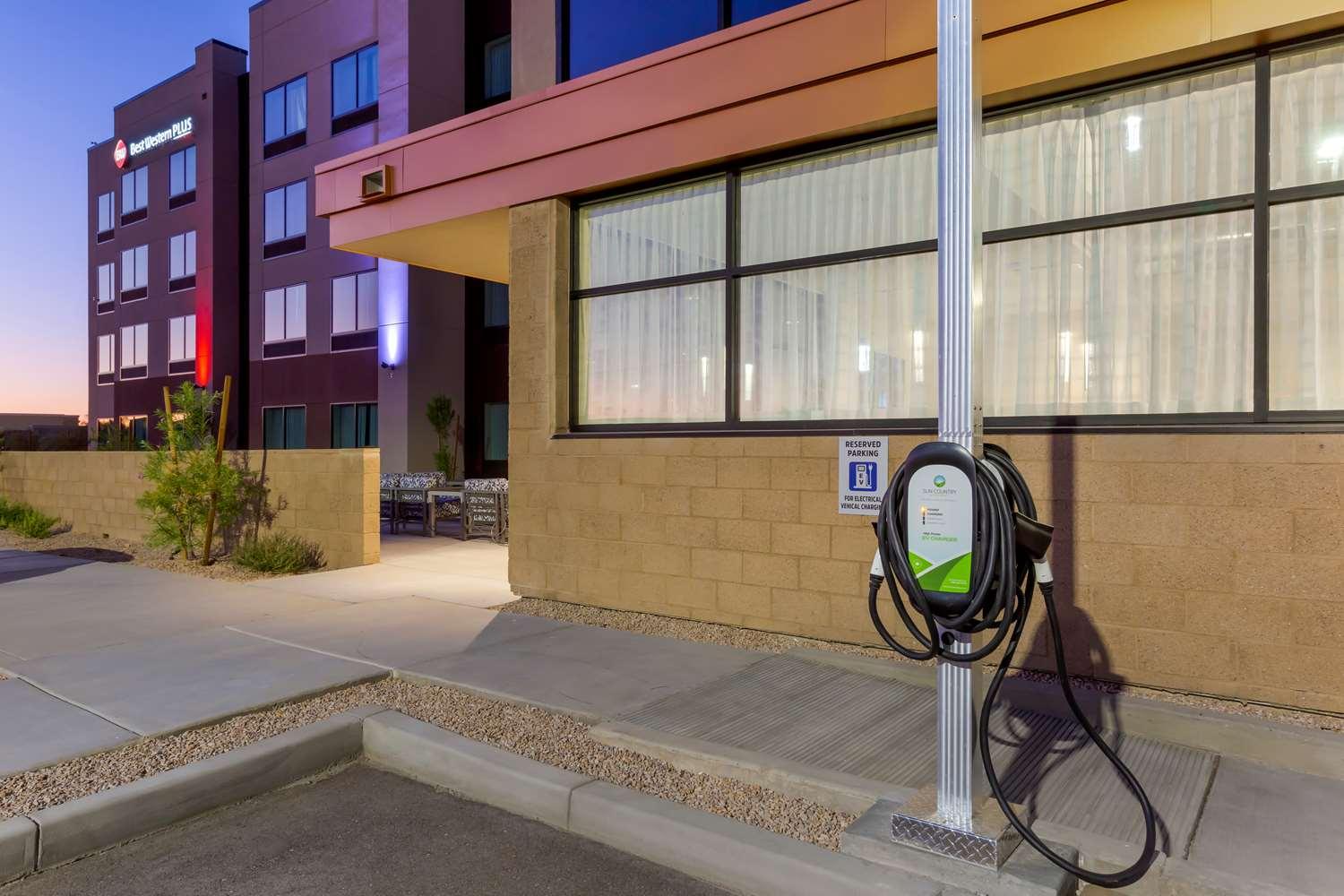 Best Western Plus Executive Residency Phoenix North Happy Valley エクステリア 写真