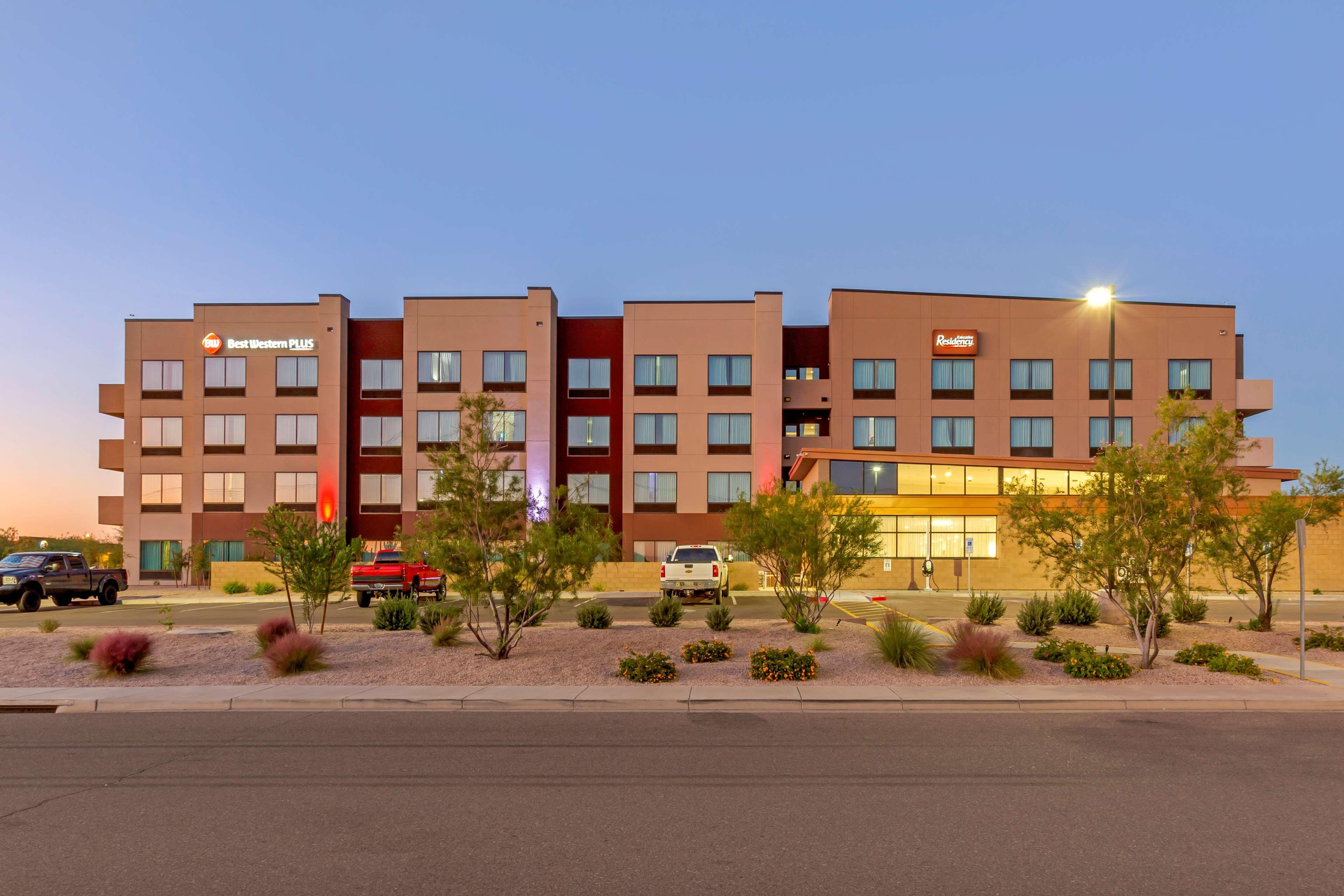 Best Western Plus Executive Residency Phoenix North Happy Valley エクステリア 写真